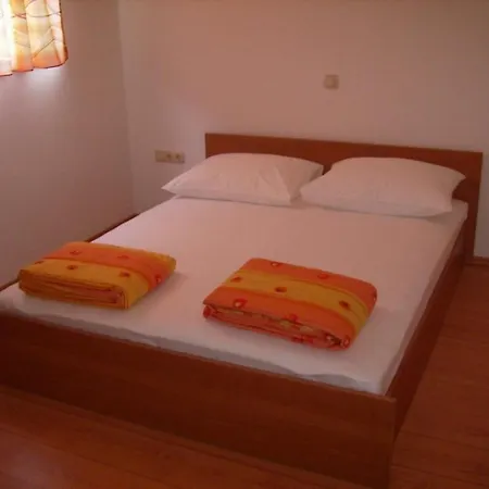 House דירה