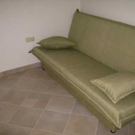 House Omis