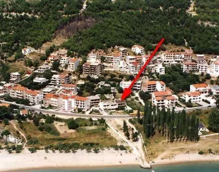 House Omis