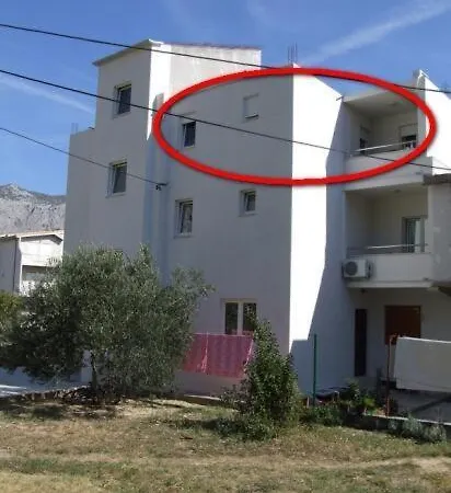 House Apartment *