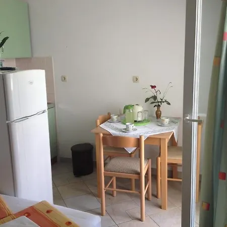 House Apartment *