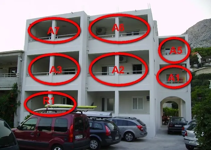 דירה House אומיס